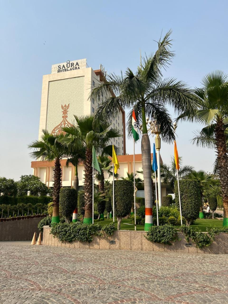 Saura Hotel, Agra - A Club Mahindra Associate Kültér fotó