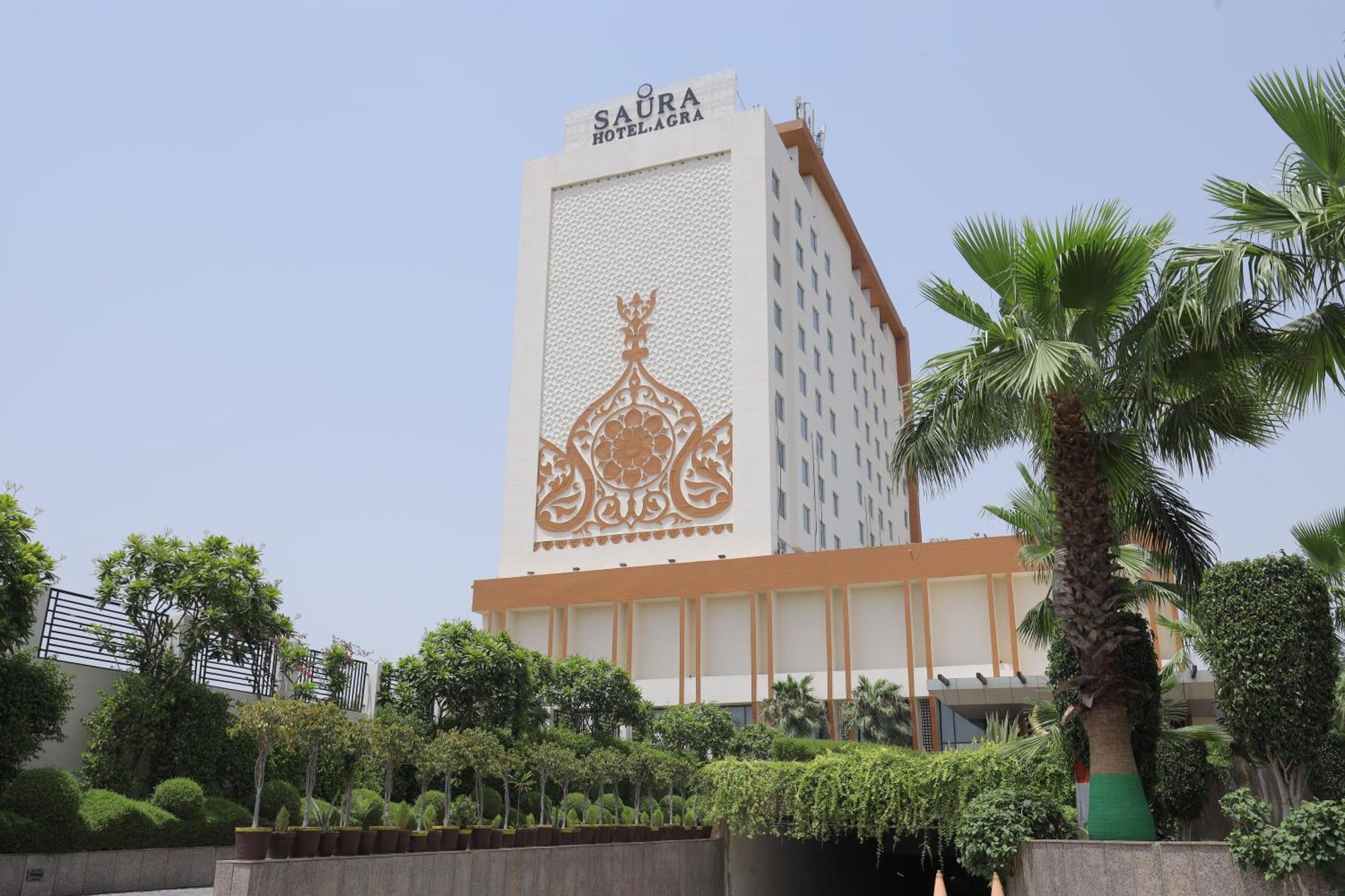 Saura Hotel, Agra - A Club Mahindra Associate Kültér fotó