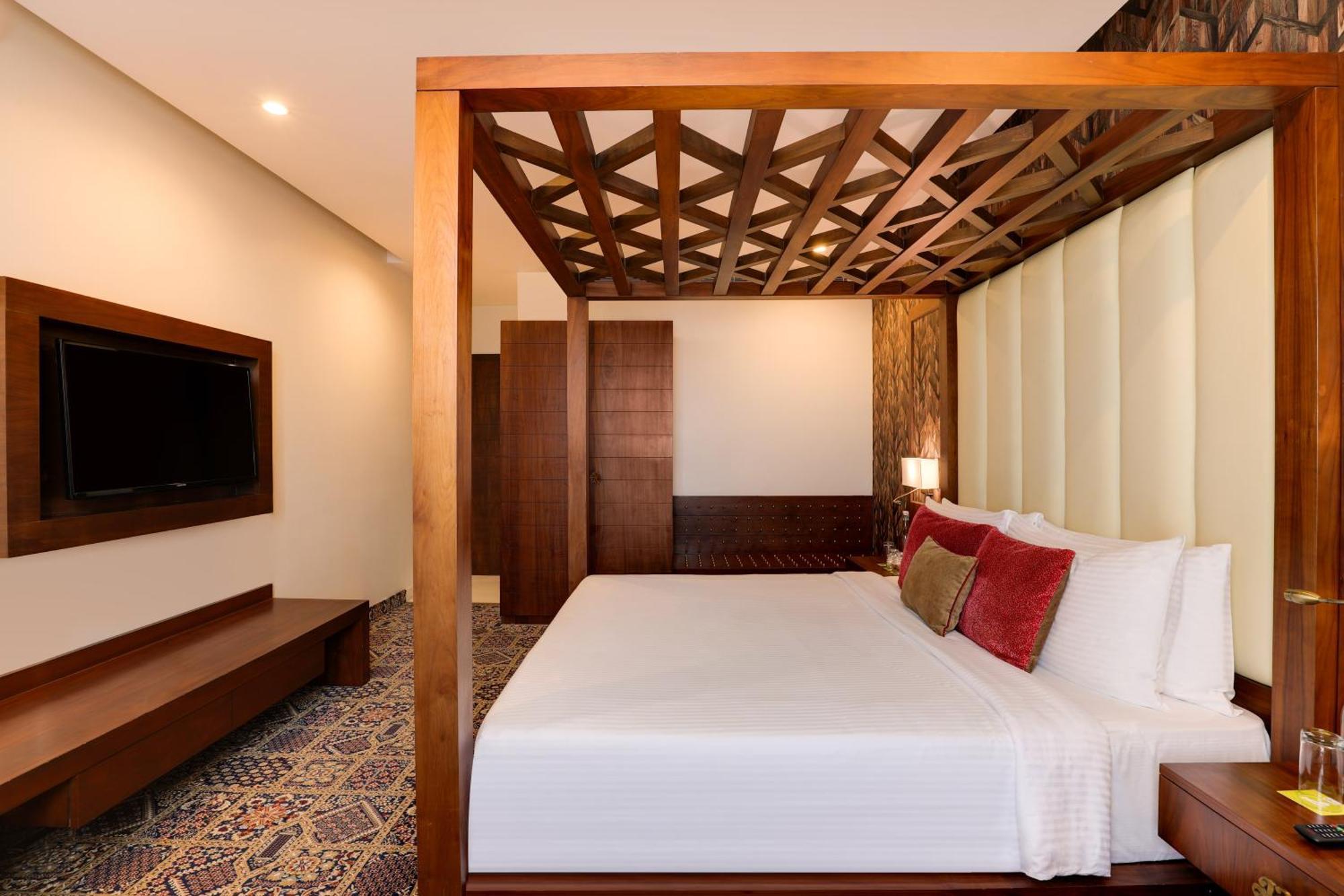 Saura Hotel, Agra - A Club Mahindra Associate Kültér fotó