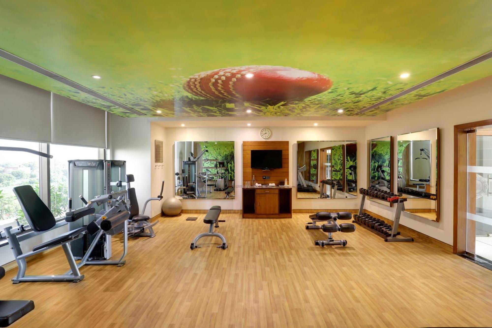 Saura Hotel, Agra - A Club Mahindra Associate Kültér fotó
