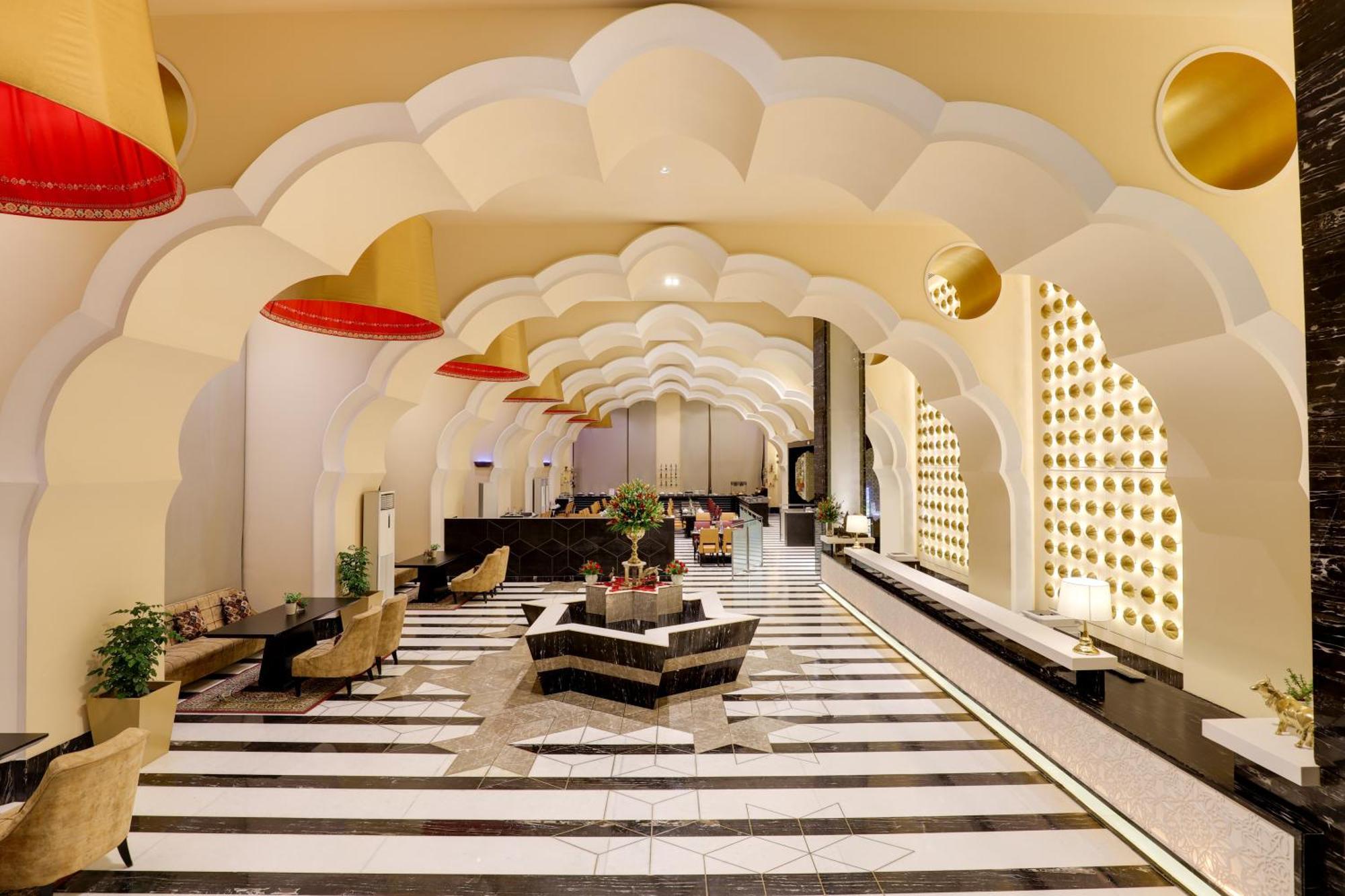 Saura Hotel, Agra - A Club Mahindra Associate Kültér fotó