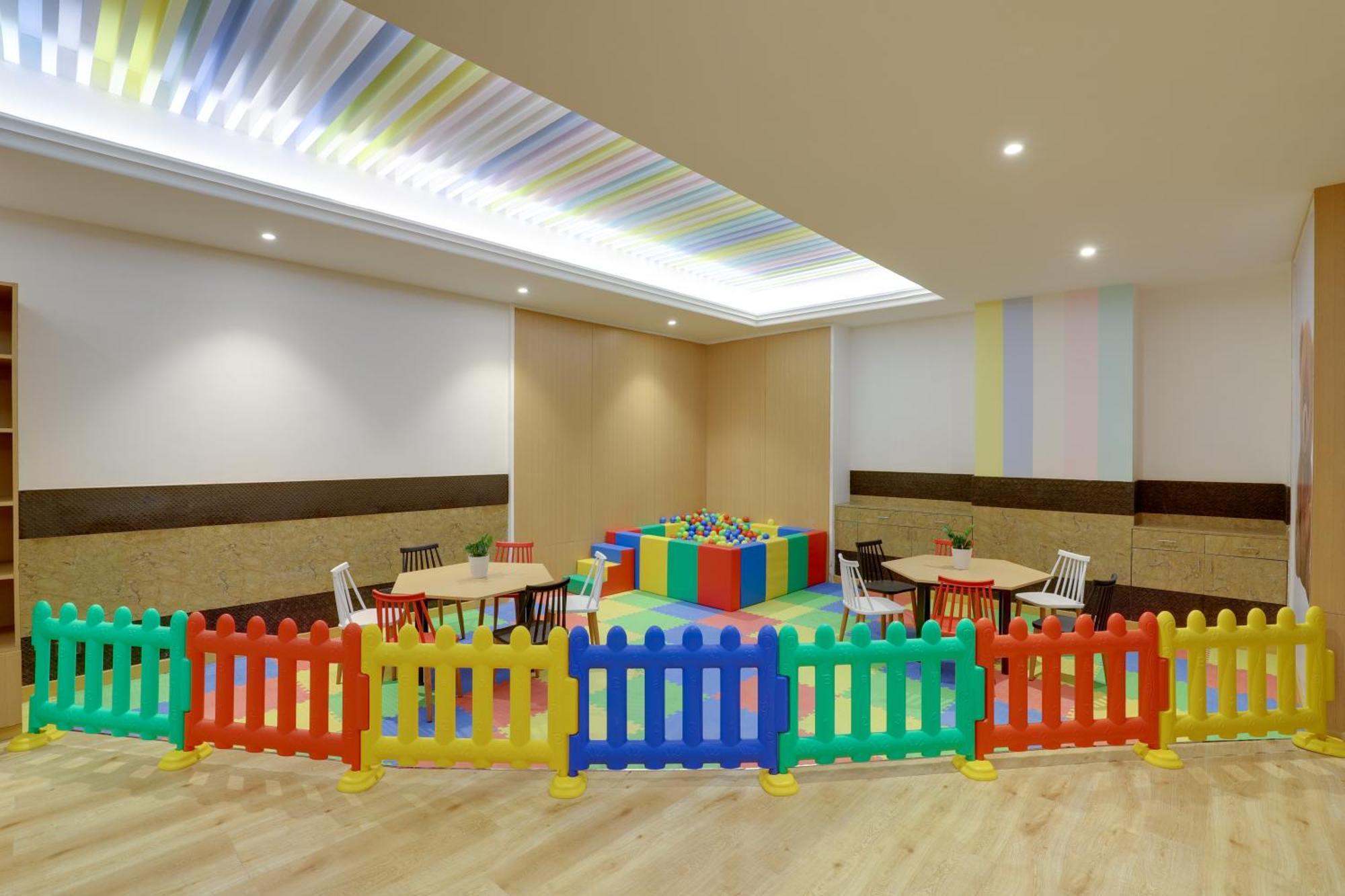 Saura Hotel, Agra - A Club Mahindra Associate Kültér fotó
