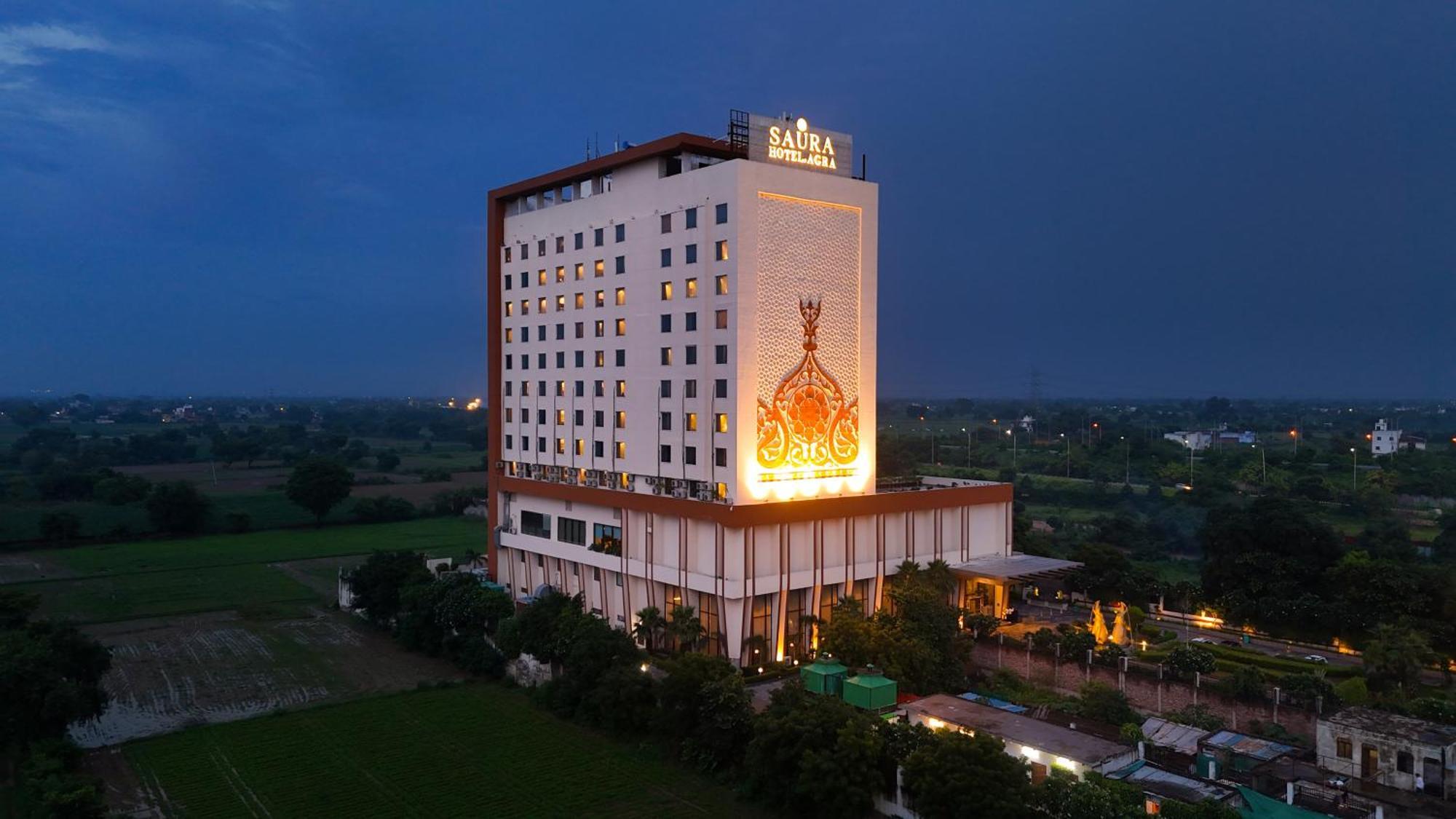 Saura Hotel, Agra - A Club Mahindra Associate Kültér fotó