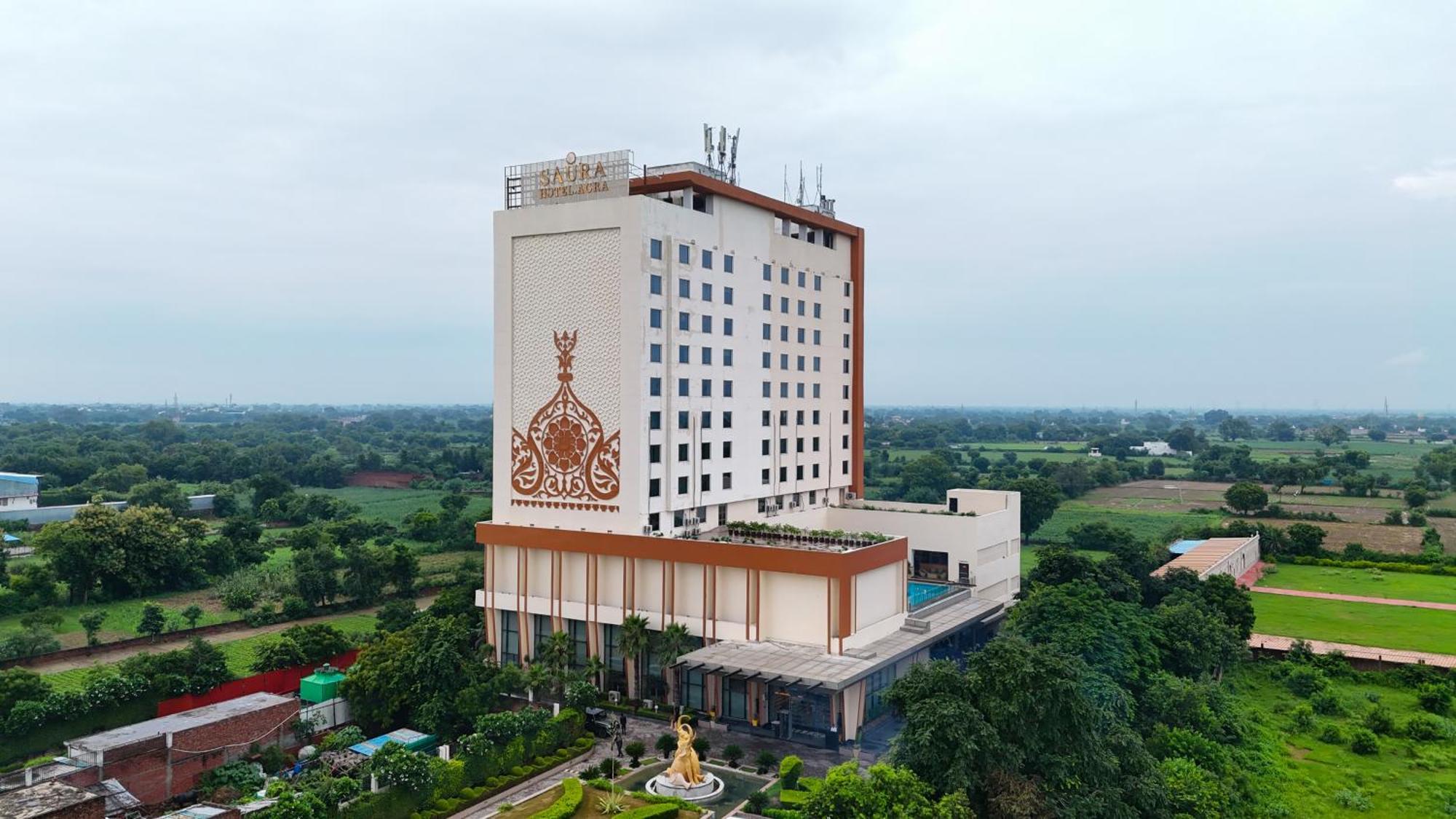 Saura Hotel, Agra - A Club Mahindra Associate Kültér fotó