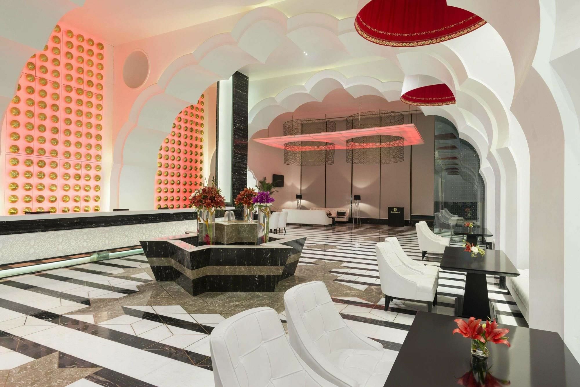 Saura Hotel, Agra - A Club Mahindra Associate Kültér fotó